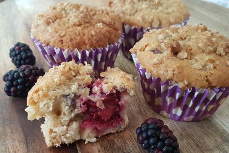 Sweet Treats: Apple, blackberry and custard crumble muffins