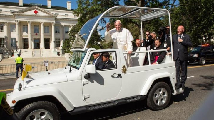 Public to have chance to greet Pope in Dublin city centre