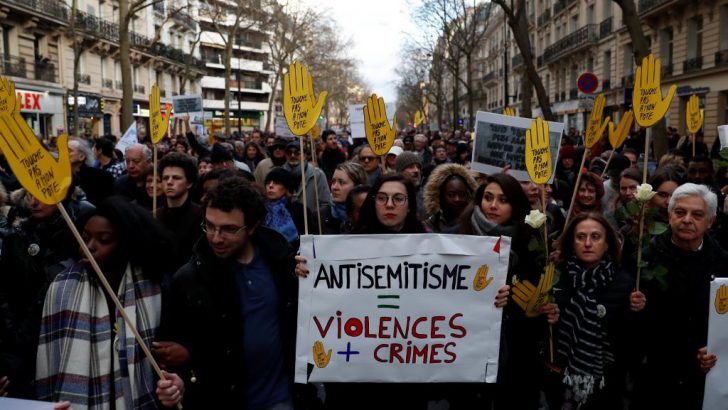 French bishops condemn violence as anti-Semitic attacks increase