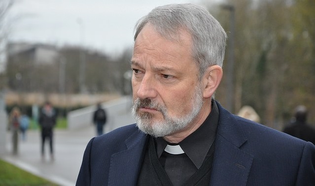 Bishop hits out at ‘traditional Catholics’ for demonising Muslims