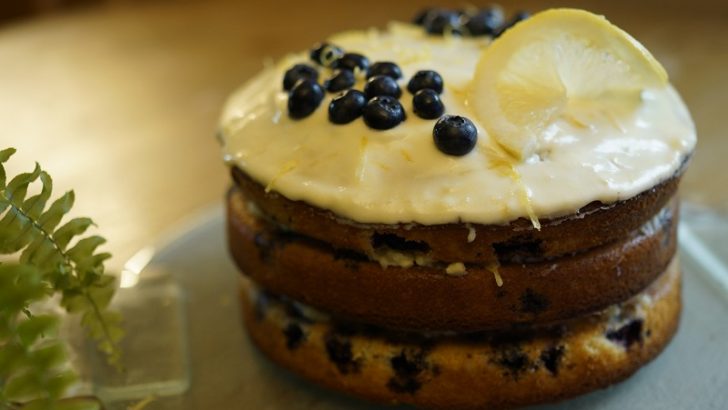 Lemon and Blueberry Cake – A fresh, sweet summer treat