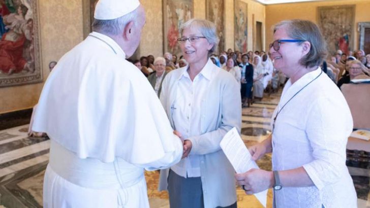 Pope commends nuns for ‘standing on front line’ against human trafficking