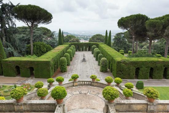 Vatican Museums to reopen on June 1