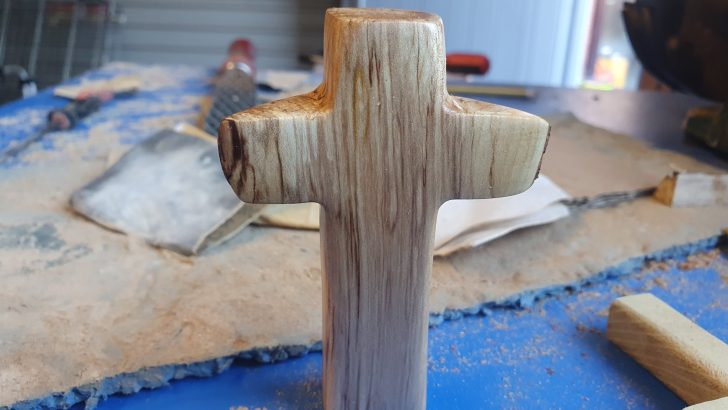 Crafting crosses and thinking of Christ