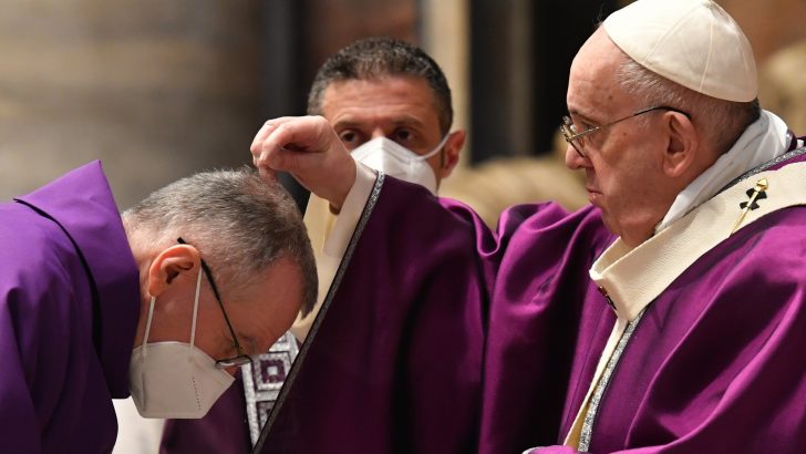 Pope asks whether your life is centred on God or yourself for Lent