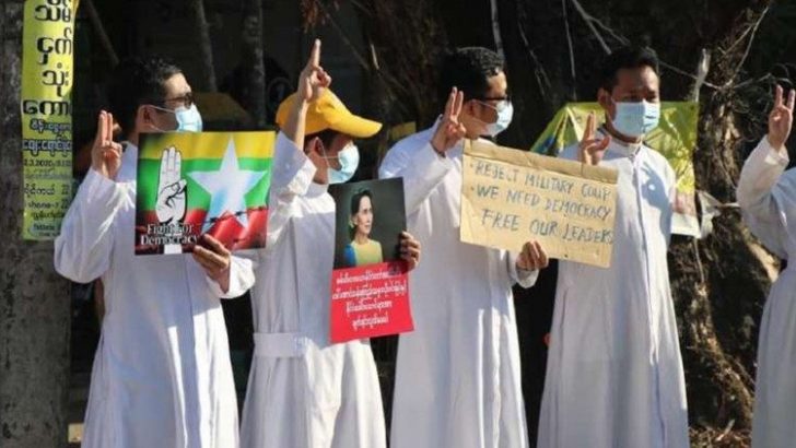 Myanmar nuns show solidarity with anti-coup protesters