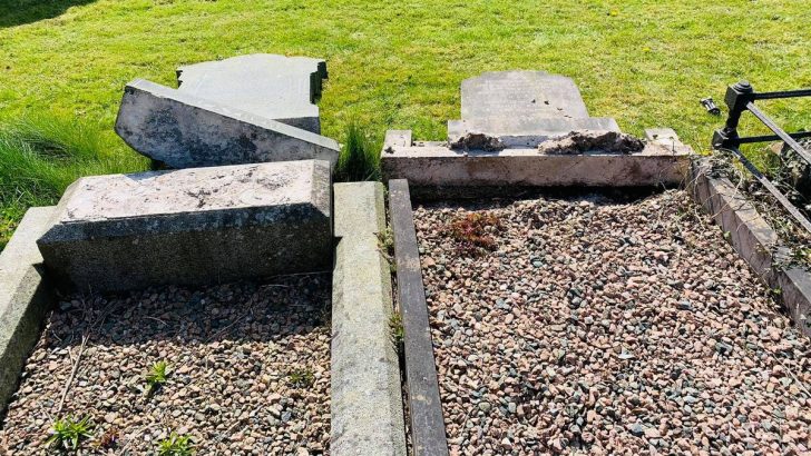 Bishop slams ‘senseless antisemitic vandalism’ of Belfast Jewish graves