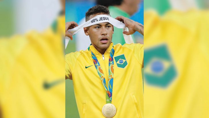 Neymar offered €500,000 a month to keep quiet about faith