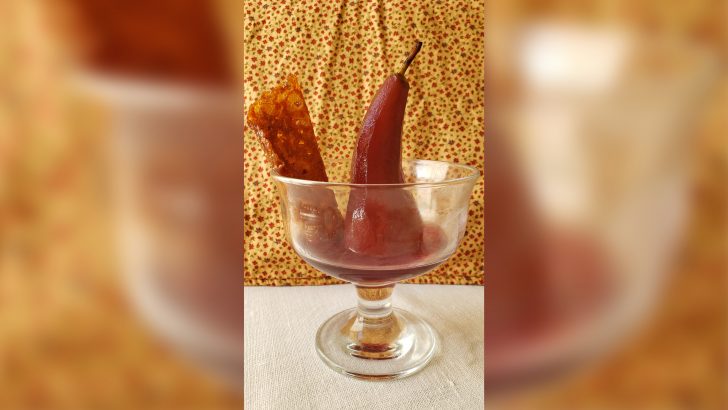 Juicy poached pears with brandy snaps