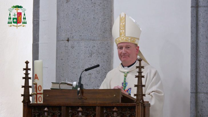 Aux Bishop of Dublin recites a hopeful prayer before the president