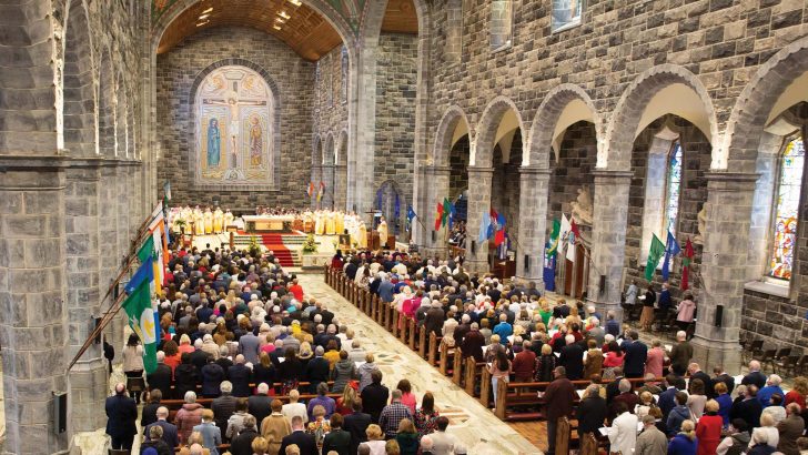 Church at ‘threshold moment’, says Bishop Duignan at installation