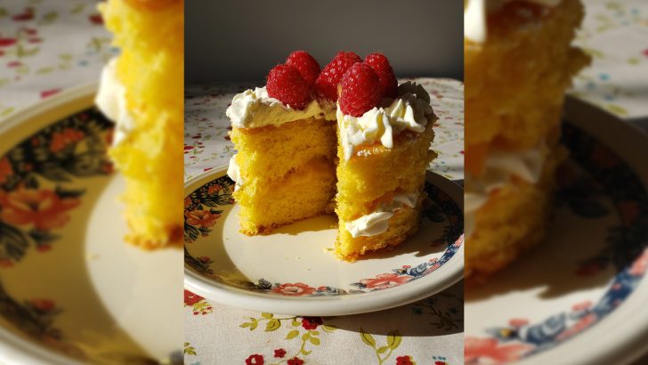 Summery lemon sponge showstoppers