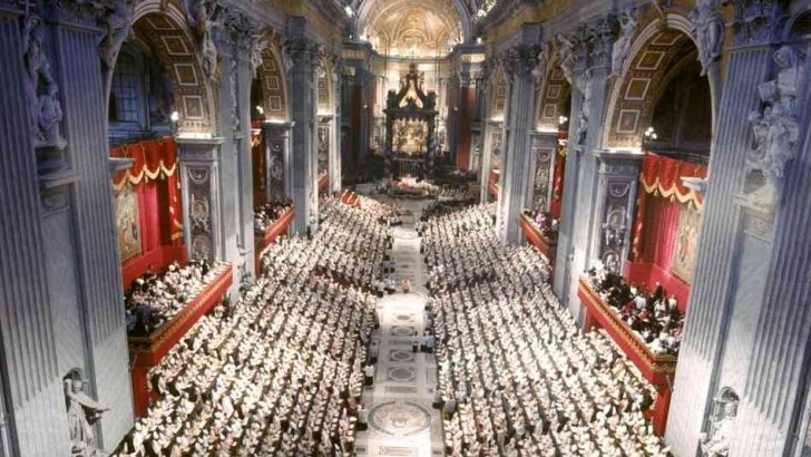 The course of Vatican II, as seen by an Irish priest from the inside