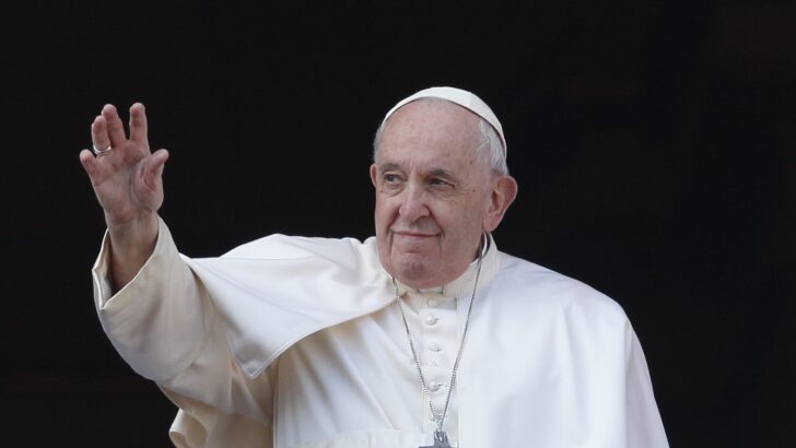 Pope prays for lasting peace in the North