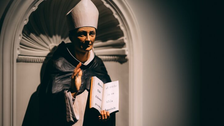 Aquinas’ skull unveiled at 700th anniversary of canonization