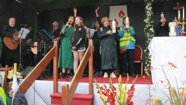 Thousands called to carry ‘torch of Faith’ on WYD in Slane