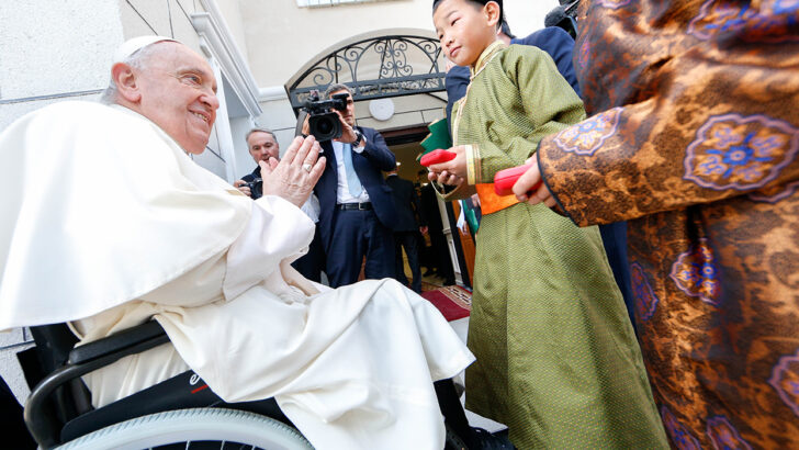 Pope encourages small Mongolian flock in faith, hope and unity