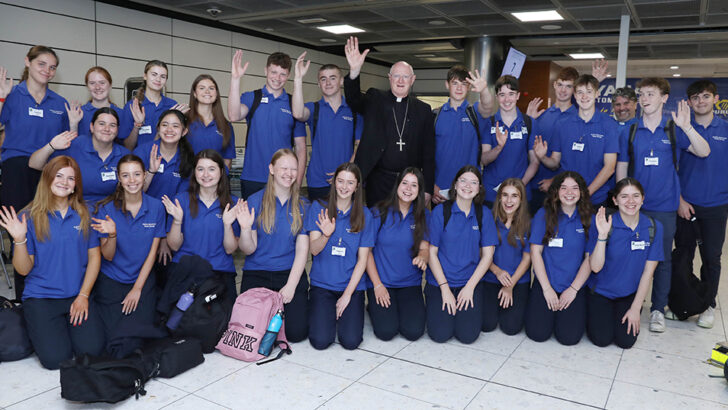 Dublin diocese jets off with 1,200 pilgrims to Lourdes