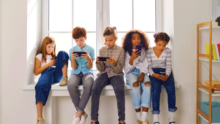 Parents need to wake up to digital risks