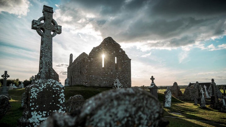 Religion in modern Ireland: a patchwork of faiths old and new?