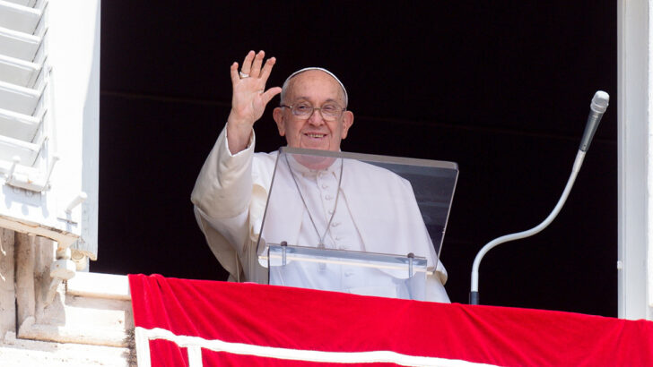 Pope Francis pens preface to US death row chaplain’s book on death penalty