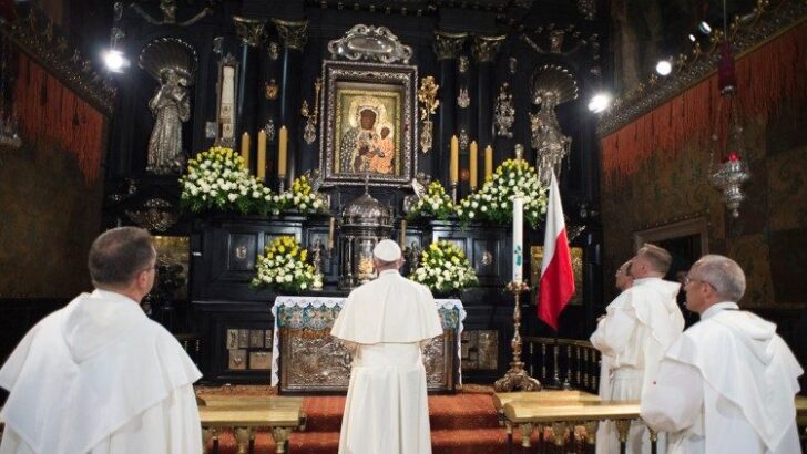 Polish shrine shattering records