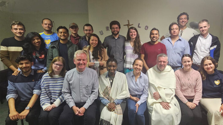 Bishop Paul Dempsey visits archdiocese youth prayer groups