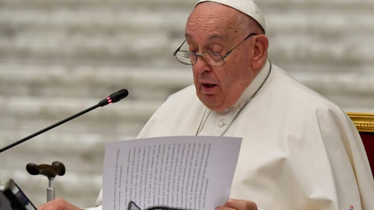 Final synod document is magisterial, must be accepted, Pope says