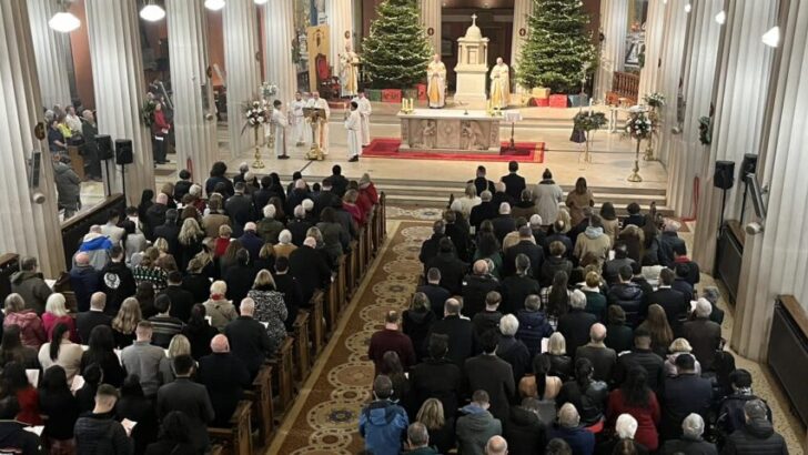 Packed churches for Christmas, priests report