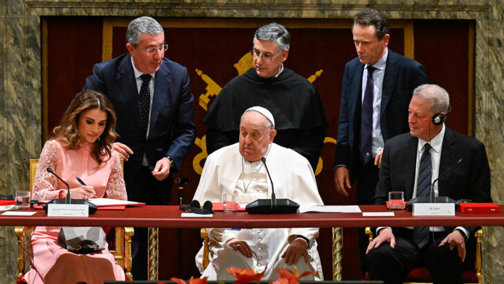 Pope leads global summit on defending children’s rights